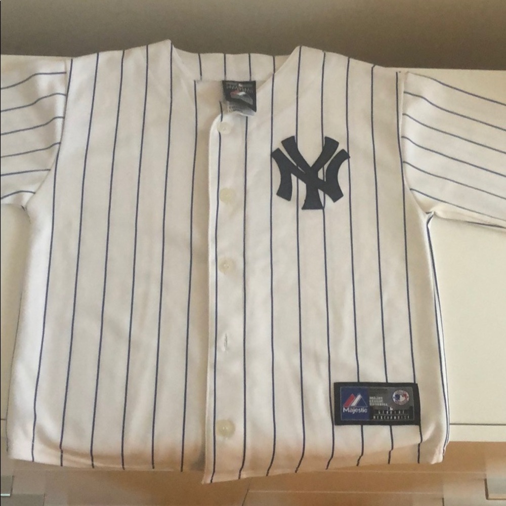 Kids New York Yankees button jersey
